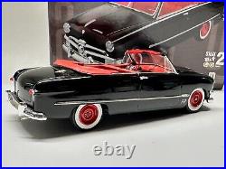 Mike Kollver 1950 Ford Convertible AMT Box Art Award Winning Built Model Kit