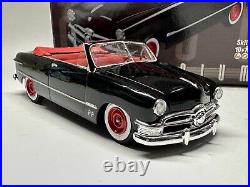 Mike Kollver 1950 Ford Convertible AMT Box Art Award Winning Built Model Kit