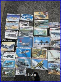 Mixed Lot Of 27 Vintage Model Airplanes Military Revell Monogram Scalecraft 148