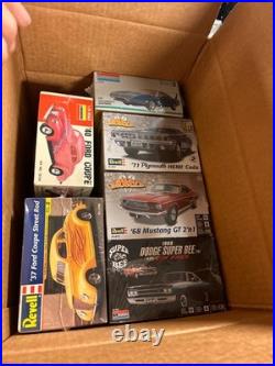 Model Car Lot, AMT, Revell, lindberg, 7 cars