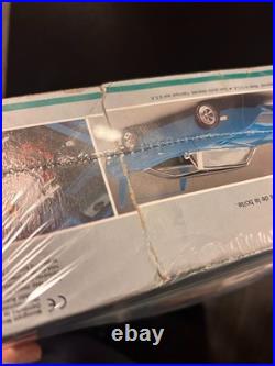 Model Car Lot, AMT, Revell, lindberg, 7 cars