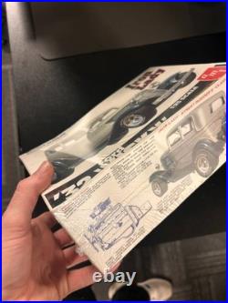 Model Car Lot, AMT, Revell, lindberg, 7 cars