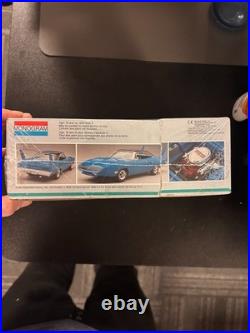 Model Car Lot, AMT, Revell, lindberg, 7 cars