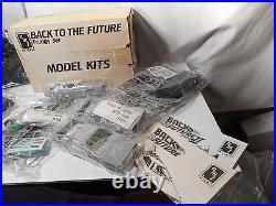 Model Kit Back to the Future Trilogy Set