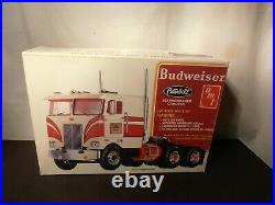 Model Semi Budweiser 352 Pacemaker Cabover