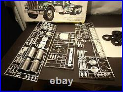 Model Semi Kit Kenworth Movin On Truck Tractor