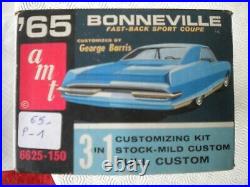 Model kit 1965 Pontiac Bonneville HT kit 6625 AMT