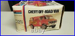 Monogram Chevy Off-Road Van The Desert Rat 1/24 Kit OPENED #2224