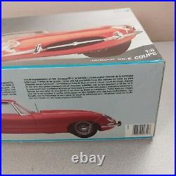 Monogram Model Kit Jaguar XK-E Coupe 18 254-Pc Box Instructions Unpunched READ