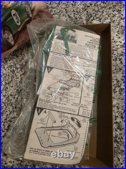 Motorized Austin-Healey Model Kit REVELL MIB NEW Unbuilt H-1245249