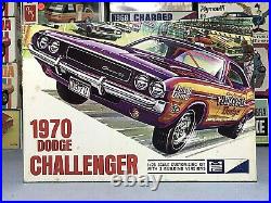 Mpc 1970 Dodge Challenger R/t Kit #1470-200 Amt 1/25 Vintage Complete Model Kit