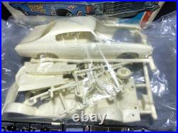 Mpc 1972 Heavy Chevy Chevelle Annual Kit#1-7228-225 Amt Complete S/i Model Kit