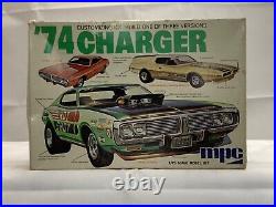 Mpc Annual 1974 Dodge Charger #1-7407-250 Amt Unbuilt Plastic Model Kit
