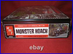 Munsters Koach + Drag-u-la Special Edition Tin Box 1/25 AMT Kit George Barris