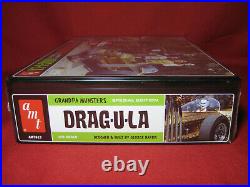 Munsters Koach + Drag-u-la Special Edition Tin Box AMT Model Kit George Barris