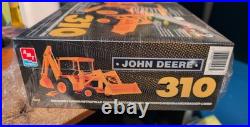 NEW SEALED John Deere AMT/ERTL 1/25 scale model kit 310 Backhoe Loader