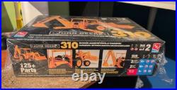 NEW SEALED John Deere AMT/ERTL 1/25 scale model kit 310 Backhoe Loader