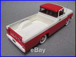 NICE Pro Built AMT 1960 Ford F-100 Pickup Torch Red & White, 1/25 Scale Kit