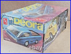 NOS 1960s Dodge Concept Car Deora T252-225 AMT 1/25 Scale Car Model Kit Mopar 67