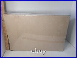 NOS SEALED 1979 AMT Model Kit S970 Star Trek Motion Picture Enterprise Lights Up