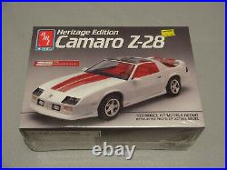 NOS Sealed AMT 1992 Chevrolet Camaro Z28 25th Anniversary 1/25 Scale Model Kit