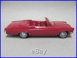 Nice AMT 1966 Chevrolet Impala SS Convertible 1/25 Scale Promo Car Regal Red