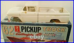 ONLY ISSUE AMT 1962 CHEVY APACHE PICK UP TRUCK 1/25 MODEL KIT 3-n-1 KIT# K-732