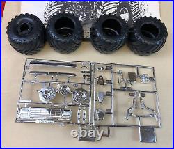 OPEN BOX 1984 AMT ERTL 125 Model Kit BIGFOOT 4X4X4 ORIGINAL MONSTER TRUCK #6791