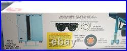 Open Box Vintage AMT Miller Fruehauf 40' Semi Trailer Model Kit T559 125 scale