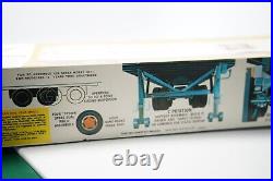 Open Box Vintage AMT Miller Fruehauf 40' Semi Trailer Model Kit T559 125 scale