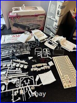 Origin MINT UNBUILT 1962 FORD GALAXIE CONVERTIBLE 3 N 1 Screw Bot AMT K-112