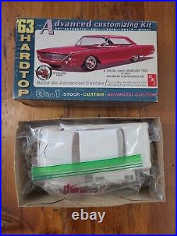 OriginalAMT1963 Ford Thunderbird Hardtop3 in 1 Annual6223-200Model Car Kit