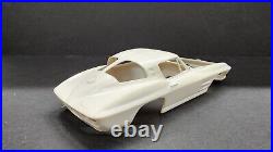 Original Amt 1963 Corvette Split Window 1/25 Rk7