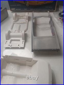 Original Vintage Amt 1965 Chevy Impala Conv Kit