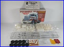 Peterbilt 359 California Hauler Truck AMT 125 Model Kit # T501 Sealed Parts