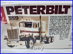 Peterbilt 359 Semi Tractor AMT 125 Model Kit 6657 Sealed Box 1983