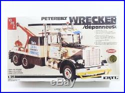 Peterbilt Wrecker Tow Truck Vintage AMT ERTL 125 Sealed, Unbuilt Model Kit 8126