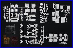 Platts AMT1039 1/25 Mac R685ST Semi Tractor Unpainted Plastic Model Kit