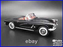 Platts AMT 1/25 1962 Chevrolet Corvette 3in1 Plastic Model AMT1318