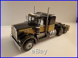 Pro built custom 1/25 Kenworth Smokey and the Bandit Snowman's Kenworth