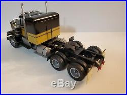 Pro built custom 1/25 Kenworth Smokey and the Bandit Snowman's Kenworth