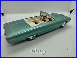 Quality Built assembled AMT 1965 Ford Thunderbird Convertible Kit 125 #6215-150