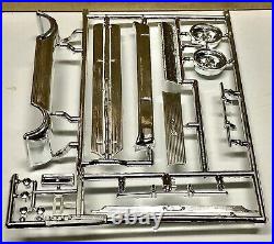 RARE 1963 AMT ANNUAL #6123-200 1963 Ford Galaxie 500 XL. Screw Chassis. NOS. Box