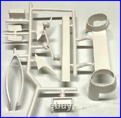 RARE 1963 AMT ANNUAL #6123-200 1963 Ford Galaxie 500 XL. Screw Chassis. NOS. Box