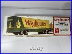 RARE AMT 1/25 Mayflower'Trailmobile' Moving Van #T514