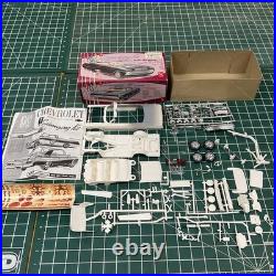 RARE! OG AMT 1962 3n1 CHEVY CONVERTIBLE #149 K712 No Engine Model Kit 1/25 NICE