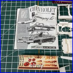 RARE! OG AMT 1962 3n1 CHEVY CONVERTIBLE #149 K712 No Engine Model Kit 1/25 NICE