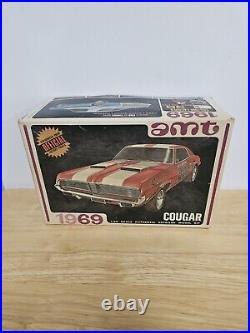 RARE! VINTAGE AMT 1969 COUGAR XR-7 1/25 #908 Started See Photos