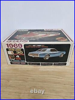 RARE! VINTAGE AMT 1969 COUGAR XR-7 1/25 #908 Started See Photos