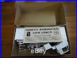 RARE Vintage AMT North American Van Lines Scale Model Truck Kit UNBUILT 2020-300